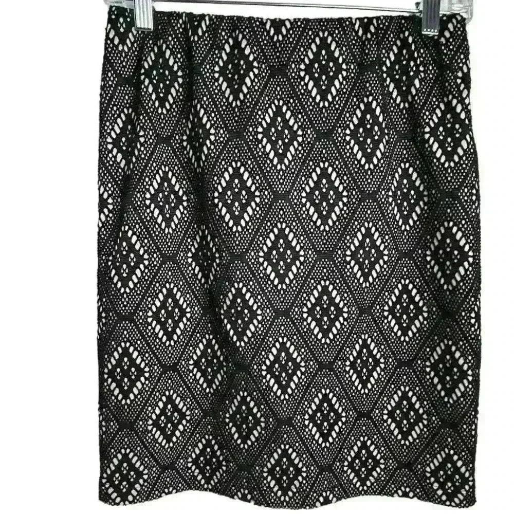 Renee C.‎ Women's Black Lace Pencil Skirt M/P Knee Length Formal